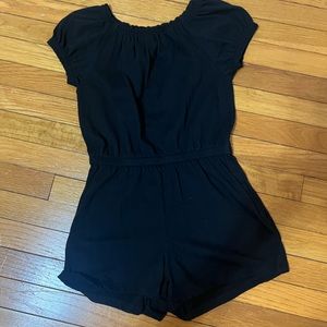 Girls black jumper. Size girls 8